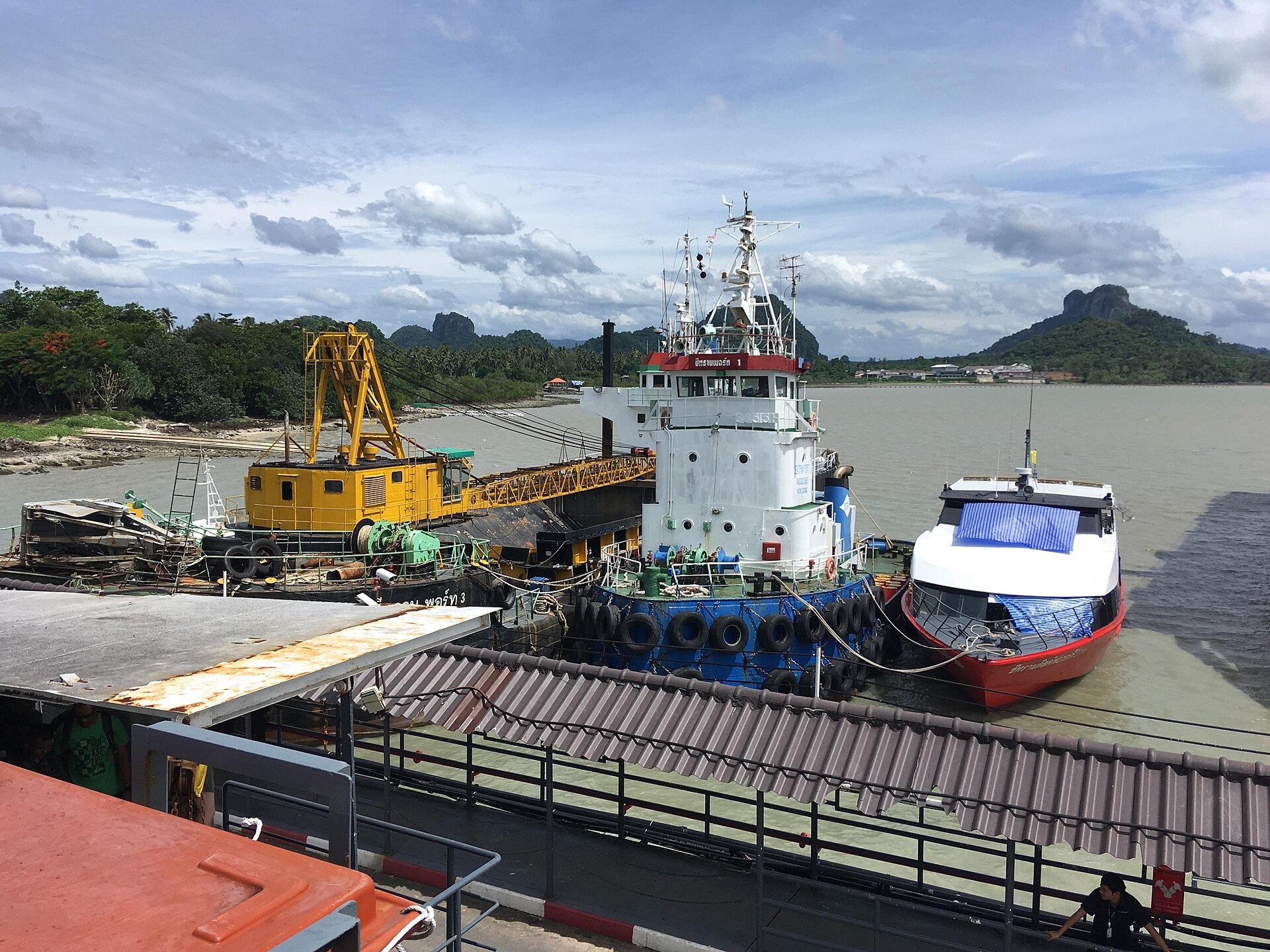 ท่าเรือเฟอร์รี่ดอนสัก